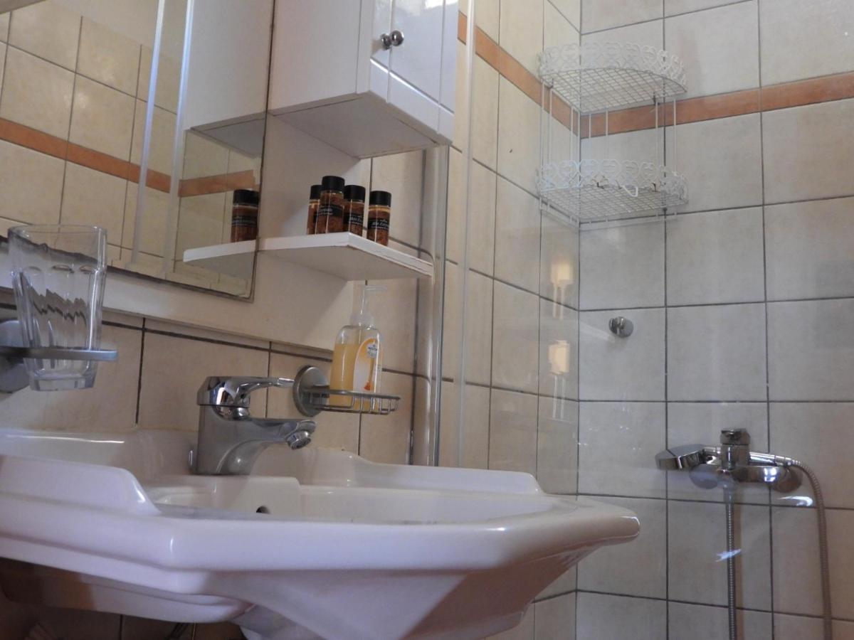 Sophia Limeni Apartments And Studios エクステリア 写真